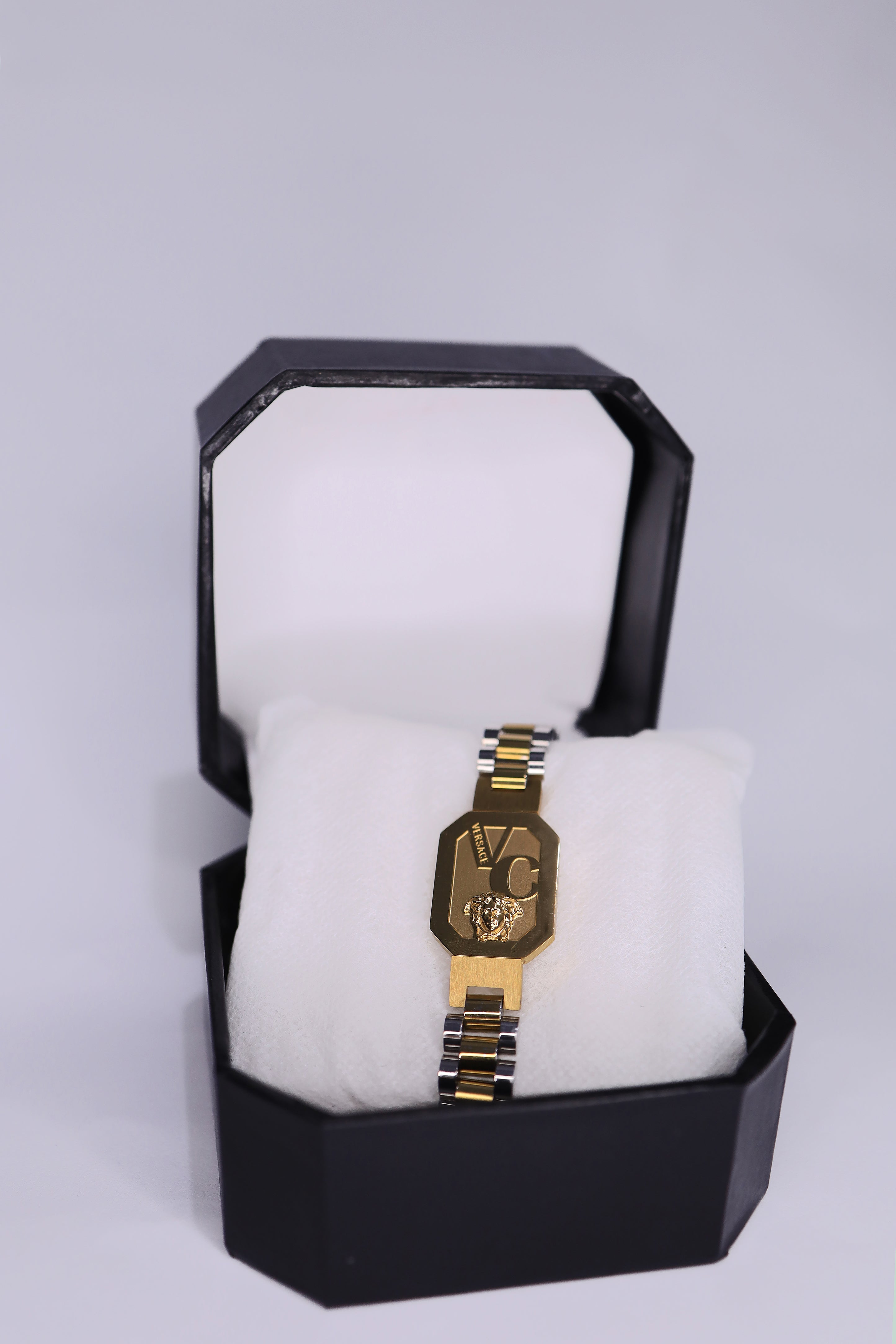 "Premium Bracelets D1"